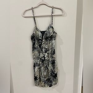 Better B Romper Size Large